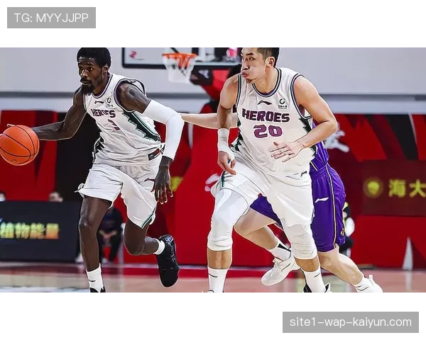 上海队场均助攻22.5次领跑联盟 团队篮球体系打破土豪标签